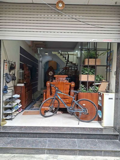 Chủ gửi bán căn nhà ở đường Thượng Thanh DT 44m - 4 tầng