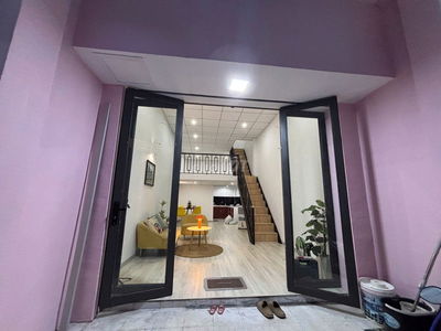 Nhà nguyên căn chính chủ 1 trệt - 1 lầu, Hồng Lạc, Tân Bình, DT 37M2.