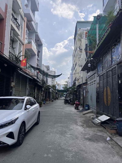 “GẤP” Nhà 5 Tầng 48m2 Thoại Ngọc Hầu Tân Phú HXH thông chỉ 6.69 Tỷ.