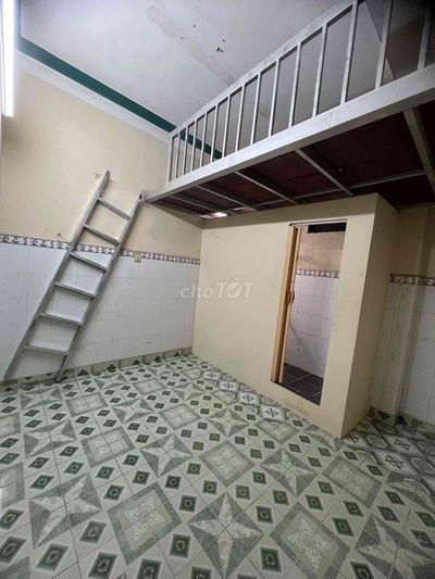 phòng tân bình có gác cho nấu ăn