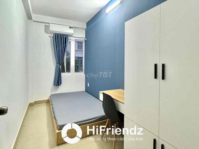 Studio Cửa Sổ Trời Gần Parc Mall Mặt Tiền Tạ Quang Bửu Quận 8