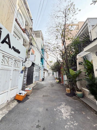 NHÀ ĐẸP Ở NGAY - 130M2, 5 TẦNG BTCT - NGUYỄN KIỆM, GV - CHỈ 12,5TY