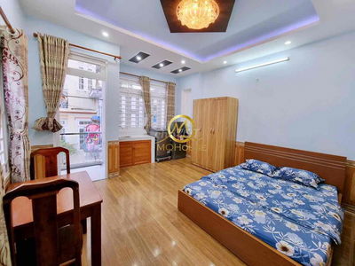 Căn Hộ Bancol Cửa Sổ Máy Giặt Riêng Rộng 30m2 Ngay CV Lê Thị Riêng