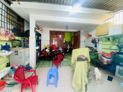 Bán nhà 1 sẹc đường Đình Phong Phú, 87 m2 giá 4 tỷ
