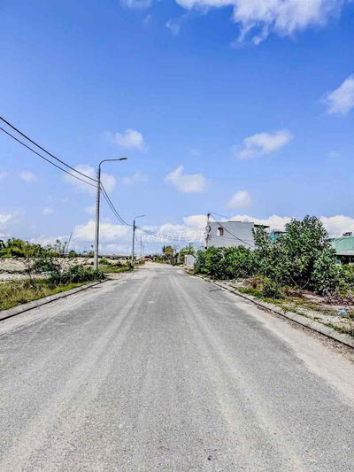 Bán lô đất 110m2 view Biệt Thự ven sông Hoà Quý, cách Minh Mạng 200m