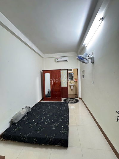 CÒN PHÒNG CHO THUÊ