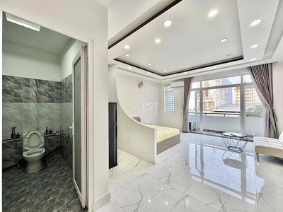 CHO THUÊ CĂN HỘ 1 PHÒNG NGỦ TÁCH BẾP BAN CÔNG THOÁNG FULL NỘI THẤT