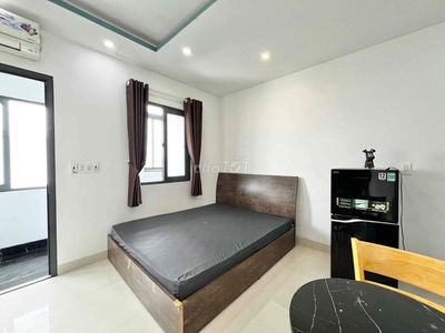 Studio cửa sổ lớn Oto vào được, thang máy