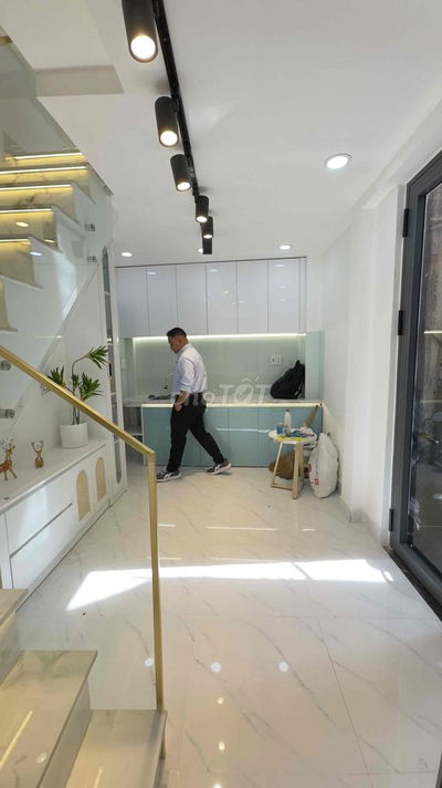 🏡 Bán Nhà 3 Tầng _ Sổ Riêng, Hoàn Công _ Lô Nhì Đường CÔ GIANG