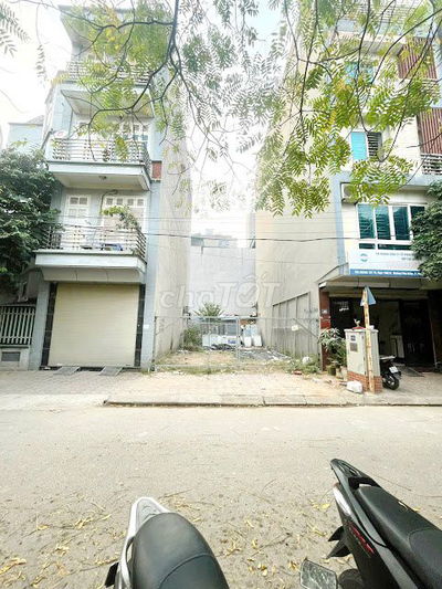 Chủ giảm giá cần tiền gấp nên bán mảnh đất Hà Đông giá 2 tỷ 5 ngõ ô tô