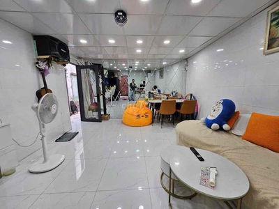 26M2 CHỈ NHỈNH 2 TỶ NHÀ MỚI GIÁP QUẬN 1