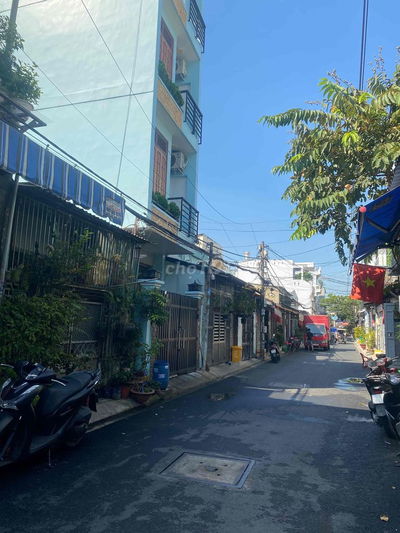 giá 5.x tỷ, nhà 2 tầng, DT 4x20, đường nhựa 6m thông, Gò Xoài,Bình Tan