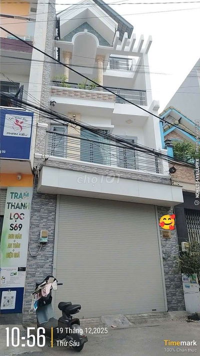 BÁN NHÀ 3 TẦNG - ĐƯỜNG BÌNH THÀNH - Giá 5.7 tỷ - DT. 4,5 x 14(63,3m²)