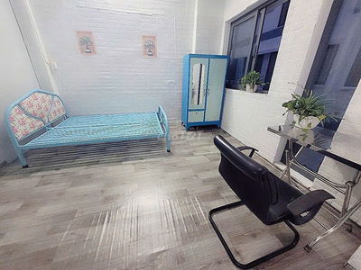 Cho thuê phòng trọ 0m giá 2tr gần trường ĐH Tài chính Marketing.