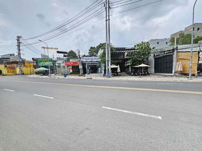 Nhà 274m ngang 12m mặt tiền Lương Định Của đối diện ký túc xá khu B