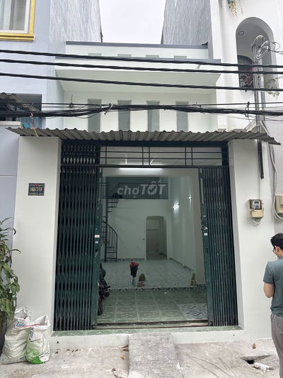 Cho thuê nhà Lê Đình Cẩn 1trệt 1 lửng, mới sơn sửa giá 8tr