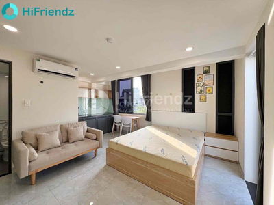 CĂN HỘ QUẬN 7 SÁT TDTU - FULL NỘI THẤT - BANCOL/CỬA SỔ - BÃI XE HƠI