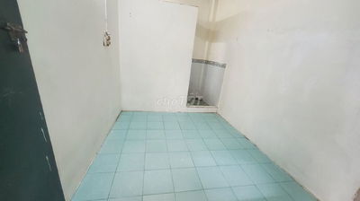 Phòng trọ giá rẻ khu vực Phan Xích Long