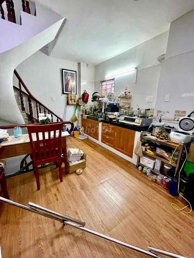 HÀNG HIẾM - cmt8 CHỈ 3TỶ CÓ NHÀ 5 TẦNG BTCT