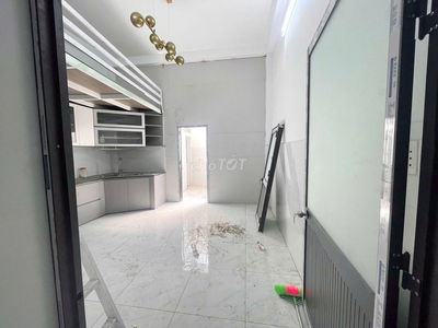 PHÒNG GÁC MỚI XÂY GẦN TRƯỜNG CĐ ĐIỆN LỰC