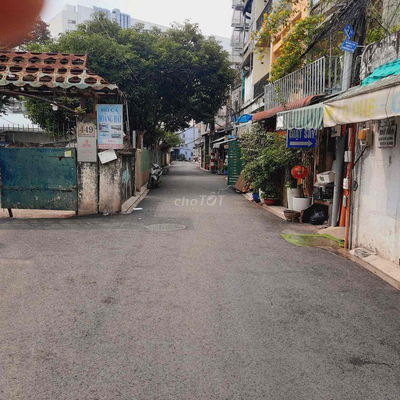 Phòng trọ mặt tiền đường Nguyễn Trọng Tuyển, Tân Bình