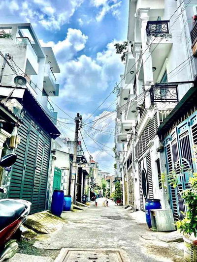 Bán Nhà Gần Mặt Tiền Lê Văn Khương Chỉ Vài Bước Đi Bộ