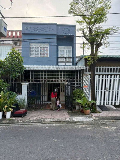 CẦN BÁN NHÀ TRỆT LẦU KDC  ĐẤT MỚI TP. DĨ AN