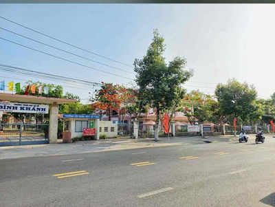 Nhà trệt lầu 4phòng ngủ hoàn công