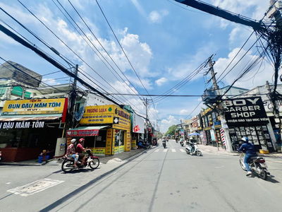 NGỘP_NHÀ 2 MẶT TIỀN KINHDOANH Đ.HOÀNG DIỆU 2_6x22M_KẾ BÊN ĐH NGÂN HÀNG