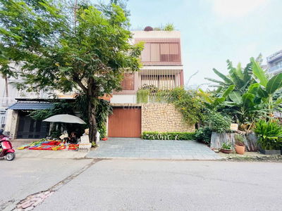 Cho Thuê Biệt Thự Nam Long Quận 7, Trệt 2 Lầu 5 PN, Full NT, 70 Triệu.