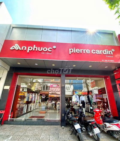 Cho thuê nhà mặt tiền đường Võ Văn Ngân, Quận Thủ Đức, DT: 8x20m