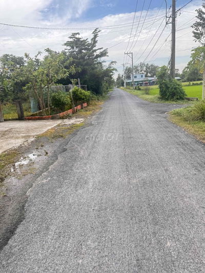 1220m2 ( 20x60) giá 1tr3/m2