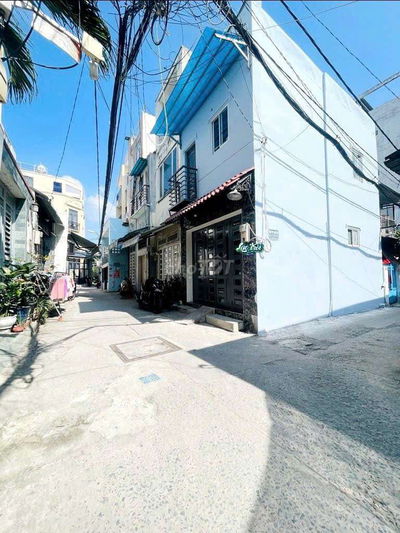 Đón Xuân, Nhỉnh 3.5, 25mv, góc 2 mặt hẻm Dương Quảng Hàm 2PN 2WC