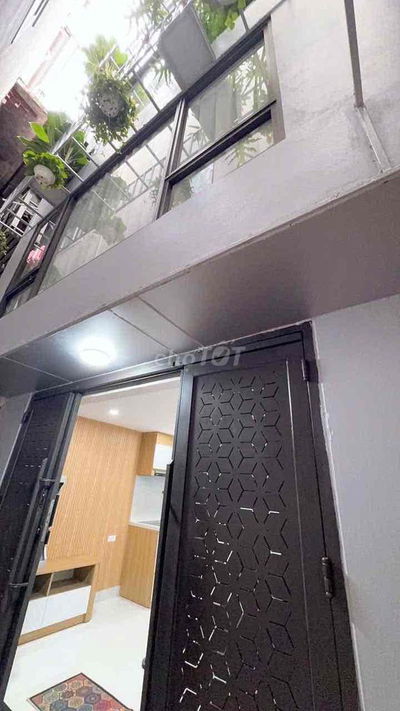 Kim Mã - Ba Đình - 20M Ra Ô Tô - 3Ngủ - 5.65Tỷ - Nhà Đẹp Full Đồ