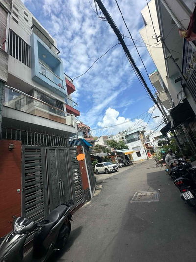 NGAY CHỢ PHÚ LÂM - ĐƯỜNG TÂN HÓA - Q6 HẺM 6M THÔNG ÔTÔ VÀO NHÀ 4 TẦNG