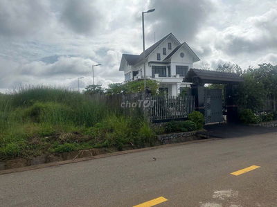 ĐẤT 2 MT NGUYỄN TRÃI & NGUYỄN TRI PHƯƠNG, P 2, BẢO LỘC - GẦN SEN VILLA