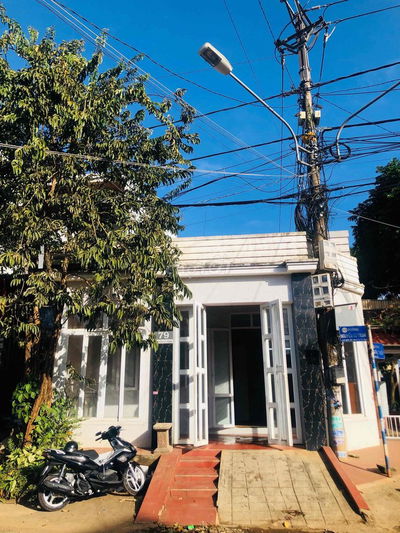 Nhà mặt tiền 120m2, 2pn đường lớn Nguyễn Cư Trinh giá 5tr/th