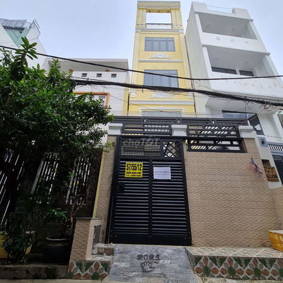 Nhà trọ  khu vực giáp Quận 1, gần trường ĐH UEF, Hồng Bàng, Hutech...