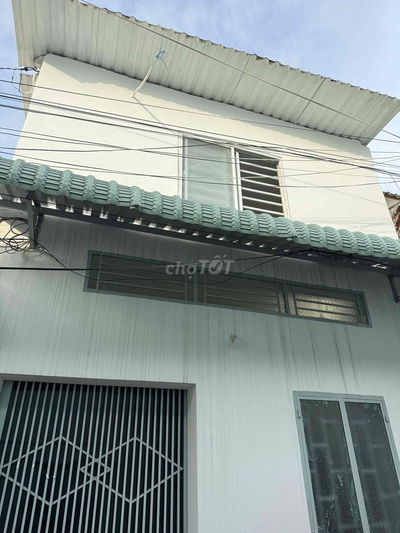 NHÀ TRỆT LẦU BÉ TIỀN NGAY XA LỘ HÀ NỘI THỦ ĐỨC CHỈ 2ĐỒNG BÉ