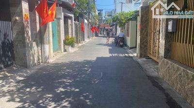 LÔ ĐẤT SIÊU ĐẸP LÊ HỮU TRÁC – NGANG 8M – CÁCH BIỂN VÀI BƯỚC – GIÁ ĐẦU TƯ CỰC HẤP DẪN