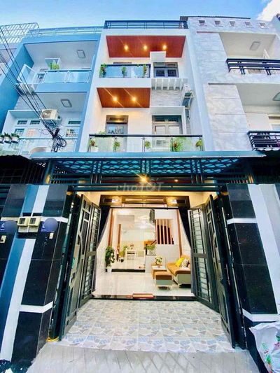 Kẹt tiền bán gấp nhà Tô Hiến Thành. Phường 15. Quận 10. Giá 5 tỷ 990