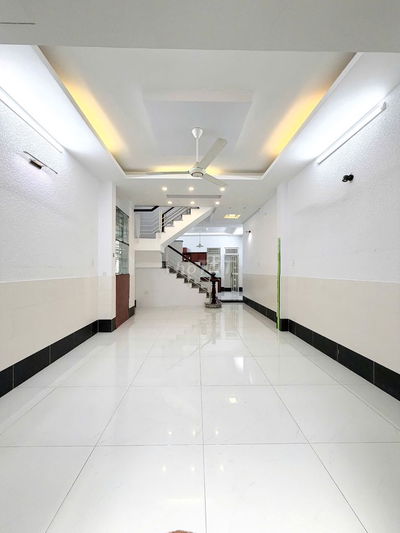 NHÀ HOÀNG HOA THÁM- 76m2 + 4 TẦNG- 5PN-6WC TIỆN LÀM CHDV