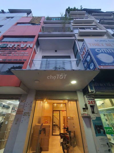 CHO THUÊ NHÀ MAT TIỀN ĐƯỜNG 3/2 Q10