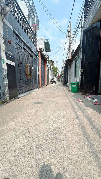 Nhà sổ hồng chính chủ đường thông