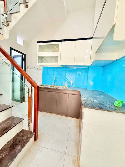 BÁN NHÀ KÊNH TÂN HOÁ HÒA THẠNH TÂN PHÚ 4 TẦNG - 4M X 8.2M - 5,15T TL