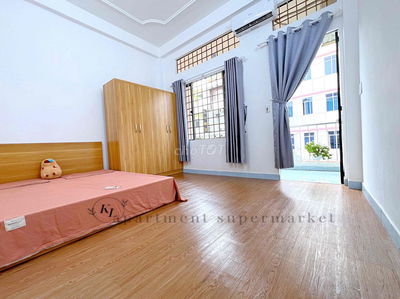 Chính Chủ Cho Thuê Phòng 35m2 , Ban Công Lớn , Gần Cv Hoàng Văn Thụ