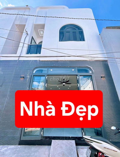 NHÀ TRỆT LẦU ĐẸP - HẺM 311 NGUYỄN VĂN CỪ