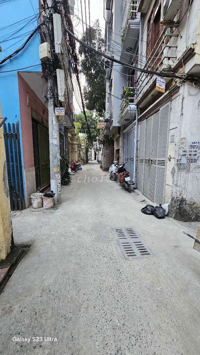 Bán nhà gần TIMES CITY .  Full nội thất.ở ngay