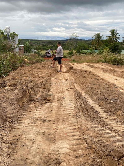 quãng ngãi (kon tum) đường 8m dân đông diện tích siêu đẹp giá sieu rẻ