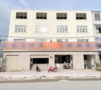 🏙️ Cho thuê toà nhà có Hầm, Thang máy, PCCC, DTSD 2000m2, Sàn suốt